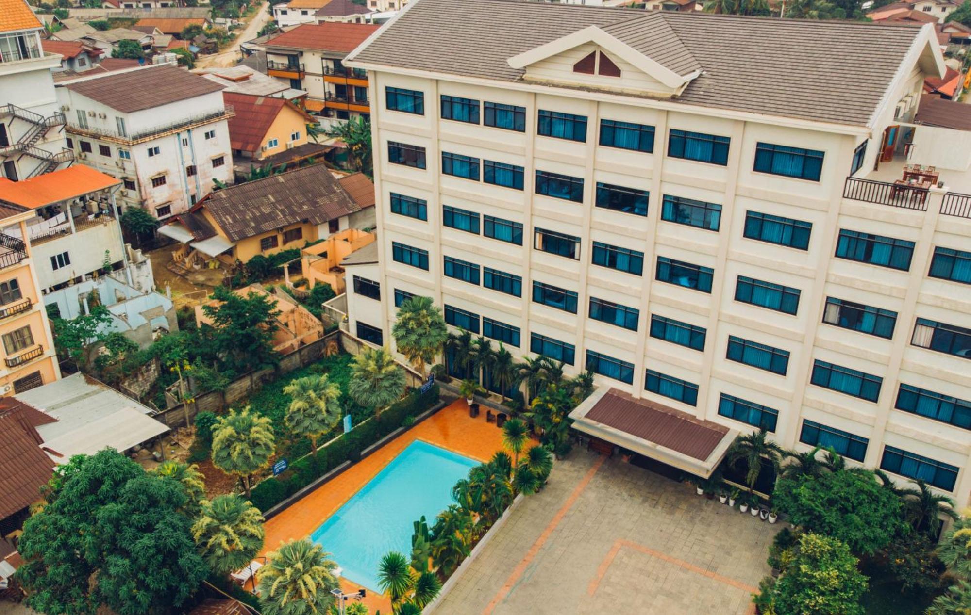 ואנג ויינג Sisombat Plaza Hotel מראה חיצוני תמונה