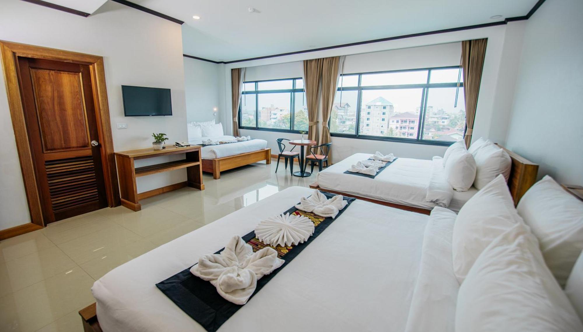 ואנג ויינג Sisombat Plaza Hotel מראה חיצוני תמונה